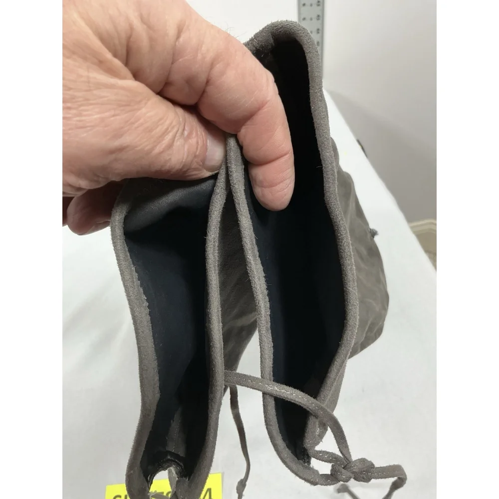 Womans Guess Pull On Otk Boots 8 M Gray 1/4 Zip Almond Toe
